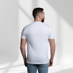 Camiseta básica masculina Balones